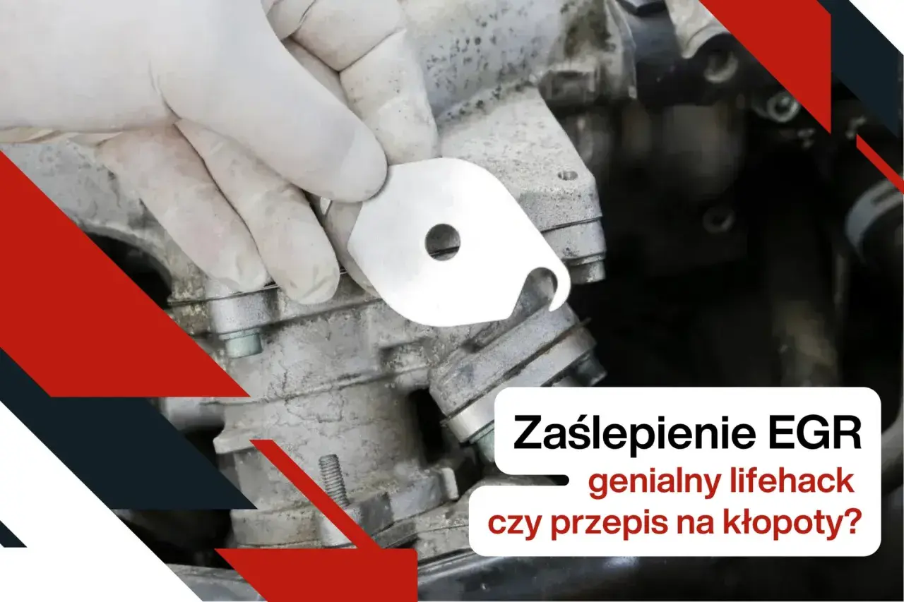 Ręka w rękawiczce trzyma metalową zaślepkę do zaworu EGR. Czy zaślepienie EGR zwiększa moc?